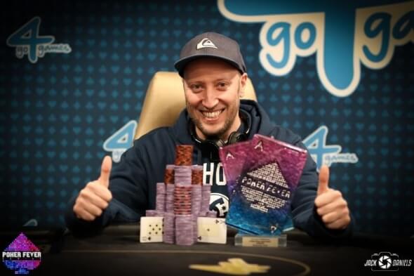 Listopadový Poker Fever Cup vyhrál polský hráč Krzysztof Sikorski